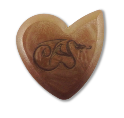 closeup-transparent-dragons-heart-guitar-pick2.png